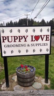 Puppy Love Grooming & Supplies