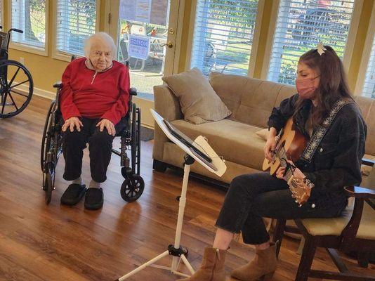 Music therapy at Longhouse.