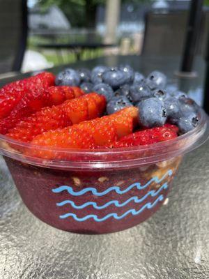 Pura Vida Acai Bowl