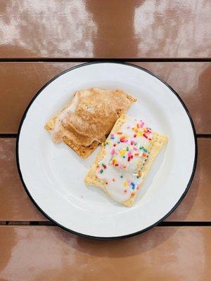 Cinnamon and Nutella Pop Tarts