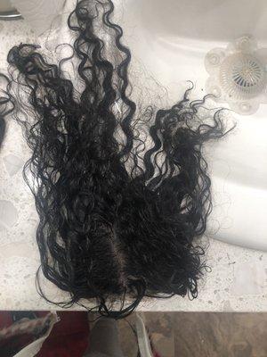 This is what I was sold for $200+ dollars when I asked for the closure she just rang it up and said it matched