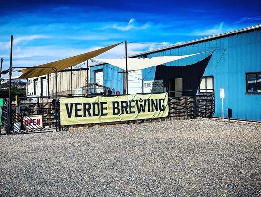 Entrance to Verde Brewing.