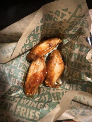 Hawaiian wings