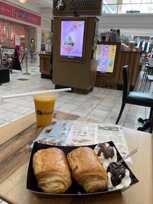 chocolate croissant & Mango smoothie