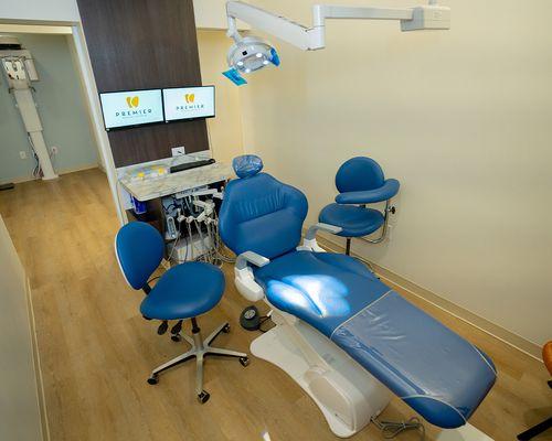 Premier Dental Studio of Katy treatment room