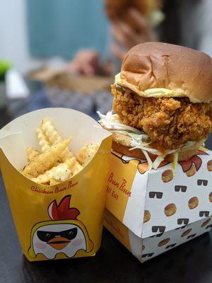 2. Spicy Chicken On Bun Combo