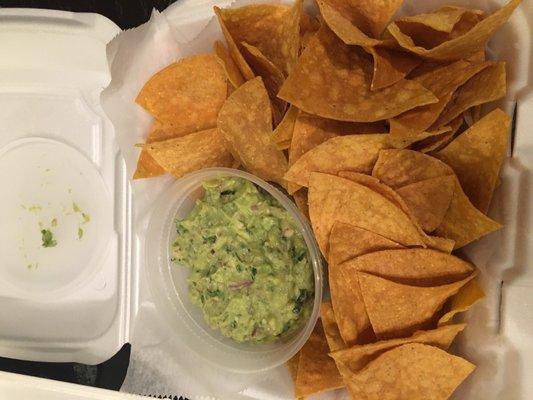 Chips and Guacamole to go