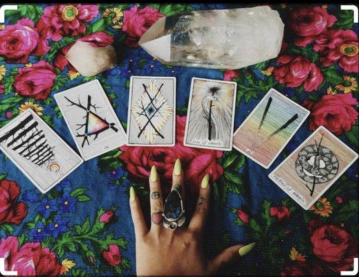 Psychic readings palm tarot cards Specializing in love and relationships helps in all areas of life!