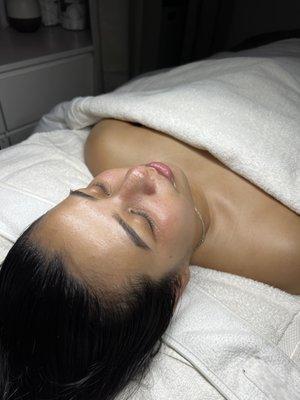 Royalty Glo - Membership Facial