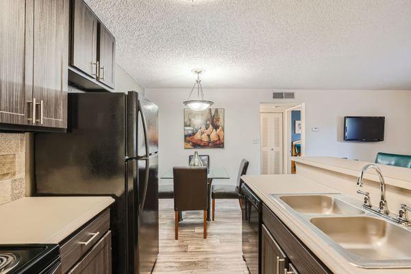 Kitchen and Dinings Area