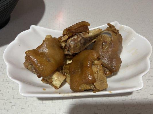 Pork feet