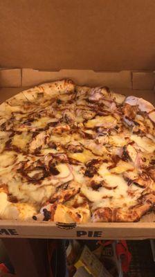 Funky chicken pizza