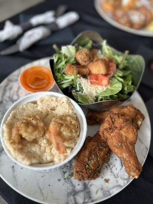 GRITS WINGS & SALAD