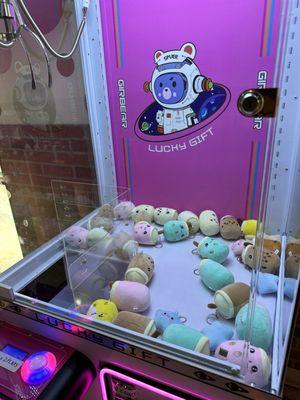 Claw machine