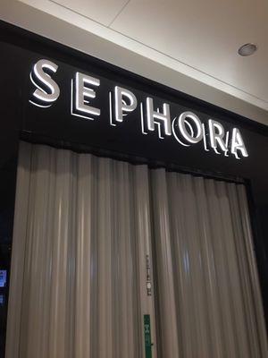 Sephora National brand sig