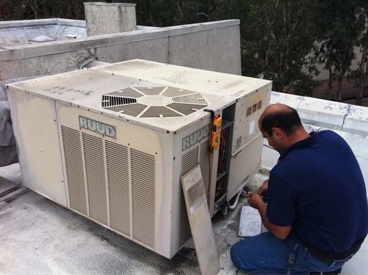 Thank you Gary for fixing our air-conditioner.