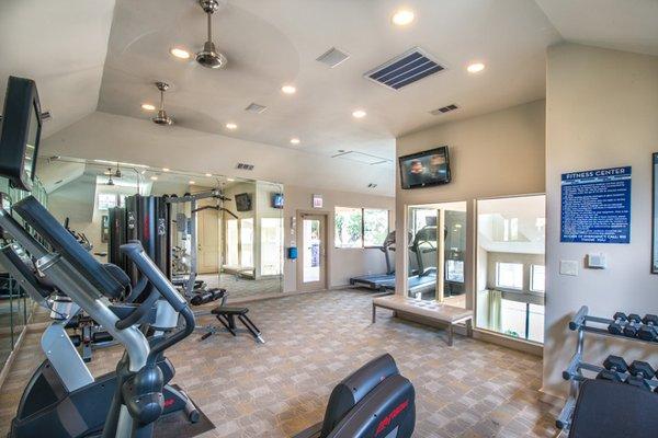 Fitness Center at The Brownstones Apartments in Dallas, Texas.