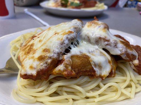 Lunch size chicken parmigiana