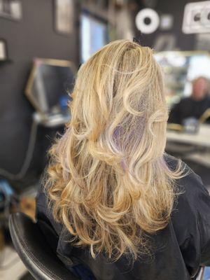 There's always time for glam blowout and with a little twinkle of color purple of course.