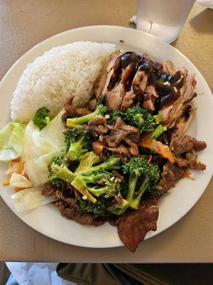 Lunch special, chicken teriyaki and beef and broccoli