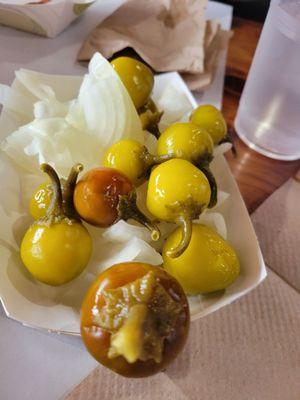 Round peppers and onions