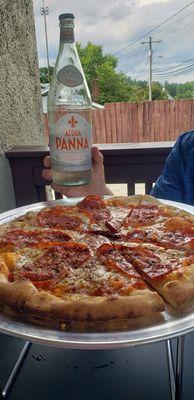 Diavola Wood-fired pizza with Italian Spring water