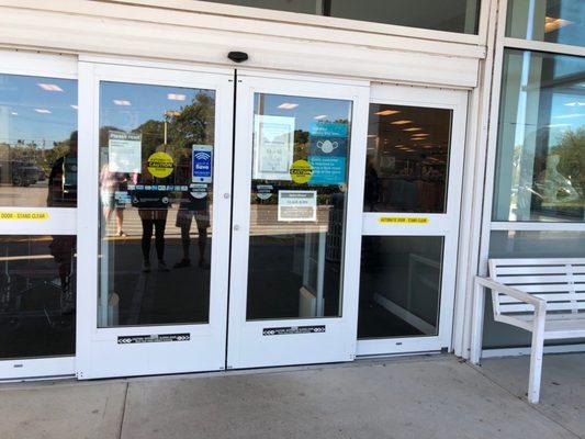 Queuing up for Amazon returns before the store opens