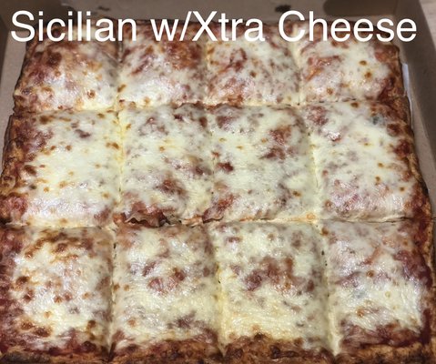 Sicilian light sauce, extra mozzarella