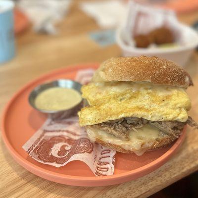 MOJO PORK BREAKFAST SANDWICH