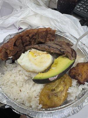 Supuestamente la famosa Bandeja Paisa