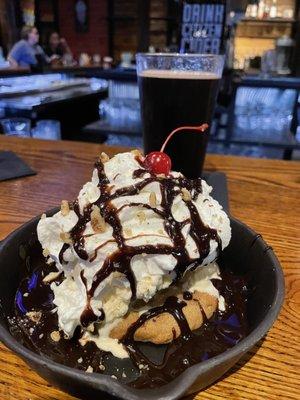 Cast Iron Cookie Sundae