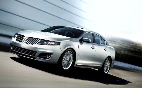 Lincoln MKS sedan