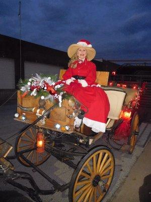 Roxie ready for this Holiday Season in Downtown Fort Worth