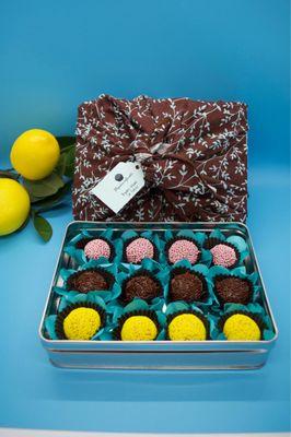 Easter Brigadeiro Box of 12 (milk chocolate, strawberry and lemon)