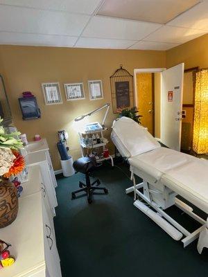 Private treatment room with a calming atmosphere for your relaxation