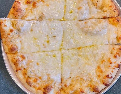 Garlic cheese pizza