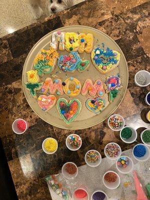 Mother's day decorating cookie kit