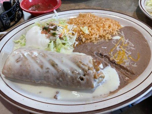 Loved my beef chimichanga! Crunchy and flavorful!