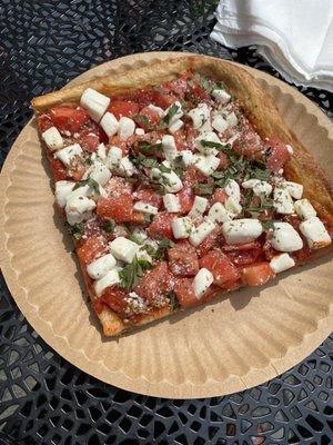 Fresh mozzarella, tomato & basil slice