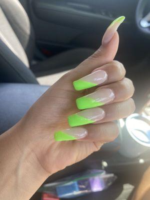 Horrible set from Beauty Nails 2