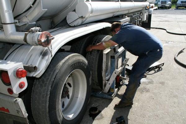 Tractor Trailer Tires in Jessup, MD