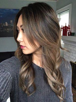 Mercedes is amazingggg. Everything I want to achieve she nails it. Going for this ashy grey tone and I love it.