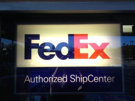 FED EX EXPRESS