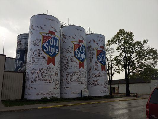 World's Largest Six Pack, La Crosse