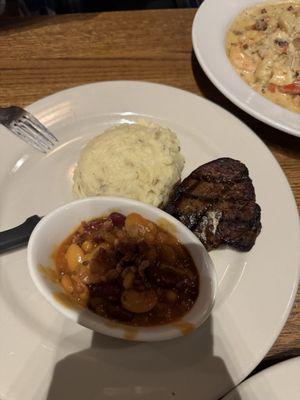 Sirloin Steak, baked beans, Mashed Potatoes