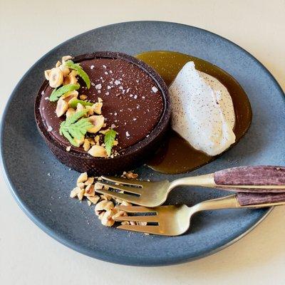 Chocolate tart