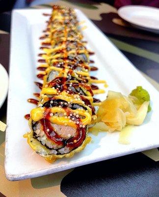 Close-Up Dragon Roll with Tuna & No Cucumber!