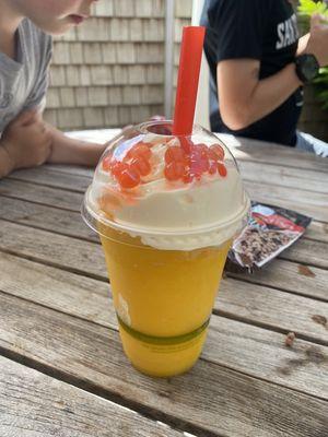 Mango smoothie with vanilla gelato and boba