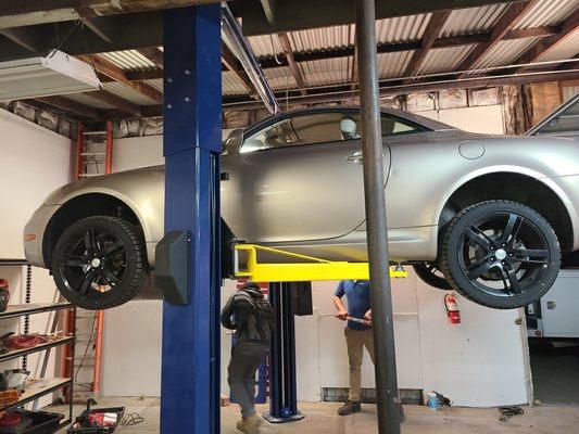 Sacramento Smog Test & Repair - here is a shot of our asymetrical lift.