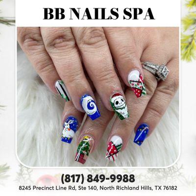 Deck the nails with laughter!  Explore our funny Christmas nail design, adding a touch of humor and holiday cheer to your fingertips.